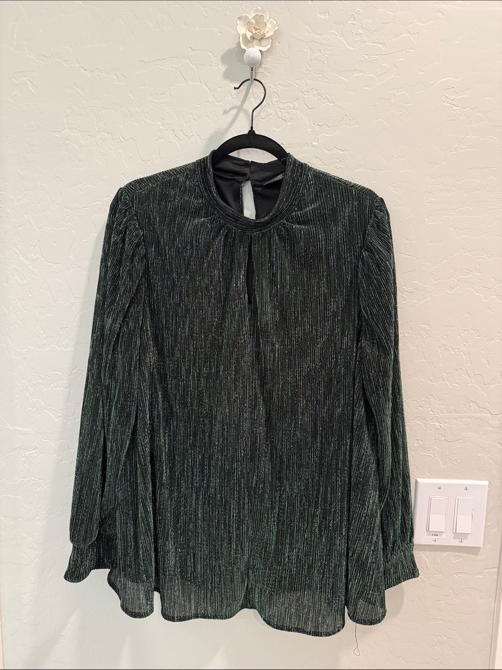 HOLIDAY Lane Bryant Shimmer Dark Green Long Sleeve Pleated Top